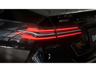 2026 BMW 5 Series - Photo 8