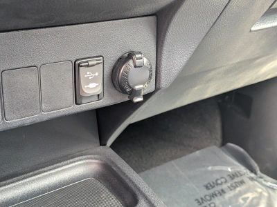 2017 Toyota RAV4 — photo 31 view