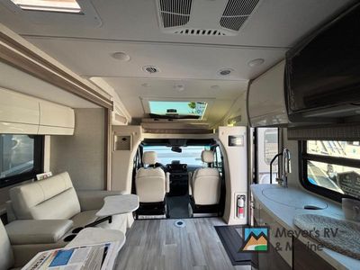 2026 Thor Motor Coach Tiburon Sprinter - Photo 20