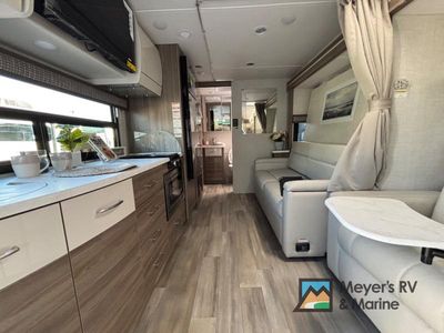 2026 Thor Motor Coach Tiburon Sprinter - Photo 7