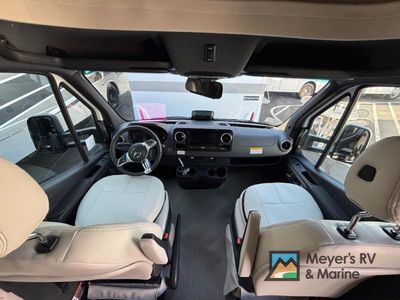 2026 Thor Motor Coach Tiburon Sprinter - Photo 5