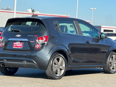 2015 Chevrolet Sonic - Photo 2