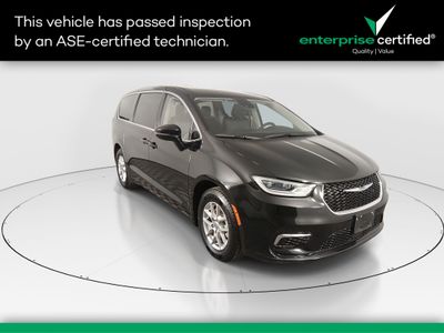 2024 Chrysler Pacifica Touring L FWD — front three-quarter view