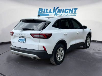 2026 Ford Escape — detail view