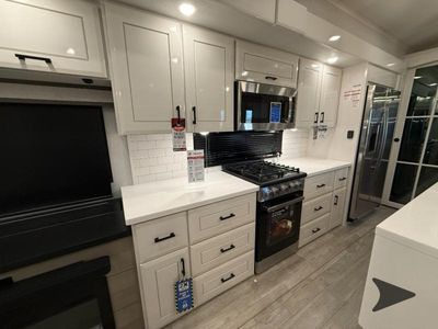 2026 Jayco Pinnacle - Photo 23