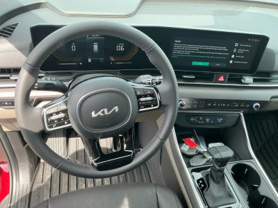 2026 Kia Carnival — photo 15 view