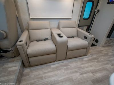 2026 Thor Motor Coach Axis - Photo 9