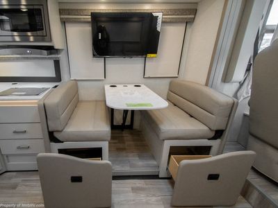 2026 Thor Motor Coach Axis - Photo 14
