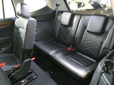 2025 Volkswagen Atlas — photo 17 view