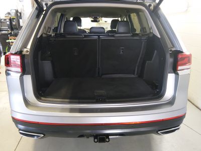 2025 Volkswagen Atlas — photo 11 view