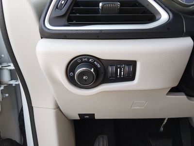 2021 Chrysler Pacifica - Photo 13