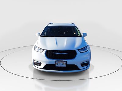 2021 Chrysler Pacifica - Photo 2