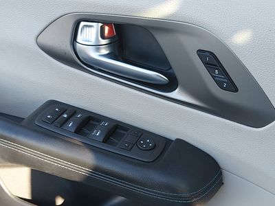 2021 Chrysler Pacifica - Photo 18