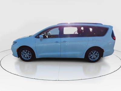 2021 Chrysler Pacifica - Photo 4