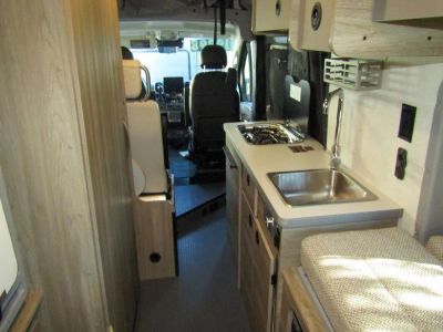 2026 Winnebago SOLIS - Photo 4