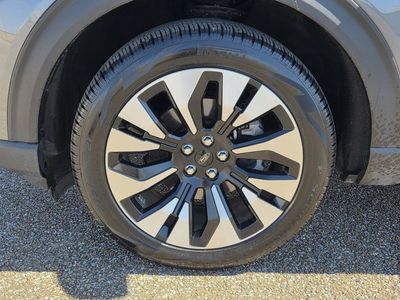 2025 Ford Explorer - Photo 33