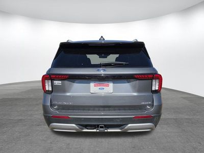 2025 Ford Explorer - Photo 5