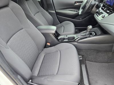 2024 Toyota Corolla Hatchback - Photo 9