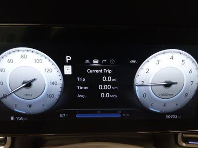 2024 Hyundai Elantra — photo 14 view