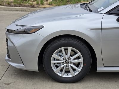 2026 Toyota Camry - Photo 6