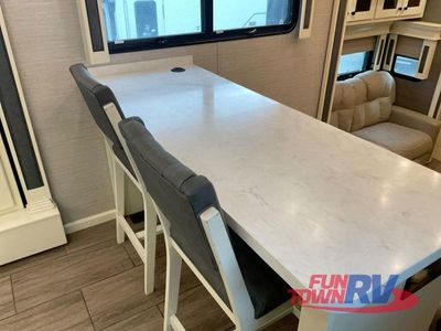 2021 VanLeigh RV Beacon - Photo 25