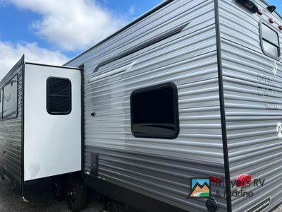 2026 Coachmen RV Catalina Legacy Edition - Photo 4