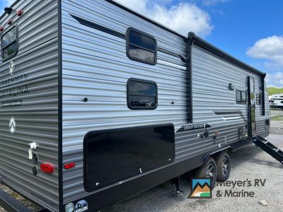 2026 Coachmen RV Catalina Legacy Edition - Photo 5