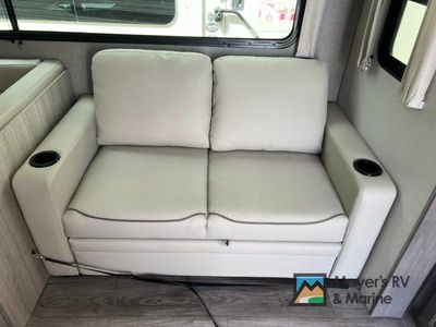 2026 Coachmen RV Catalina Legacy Edition - Photo 14