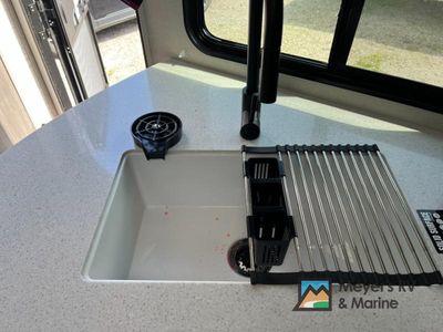 2026 Coachmen RV Catalina Legacy Edition - Photo 9