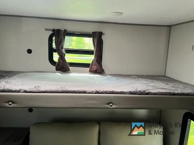 2026 Coachmen RV Catalina Legacy Edition - Photo 24