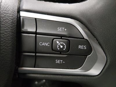 2024 Jeep Compass — photo 18 view