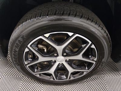 2024 Jeep Compass — photo 10 view