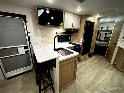 2026 Ember RV E-Series - Photo 8