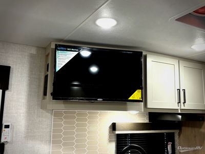 2026 Ember RV E-Series - Photo 9