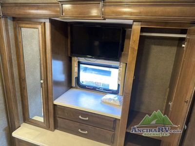 2016 Thor Motor Coach Palazzo - Photo 19