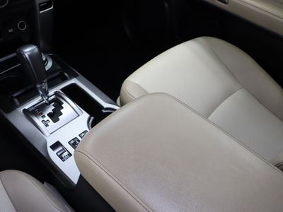 2023 Toyota 4Runner 4WD - Photo 17