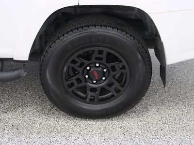 2023 Toyota 4Runner 4WD - Photo 10