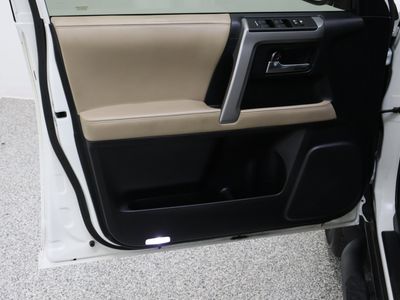 2023 Toyota 4Runner 4WD - Photo 12