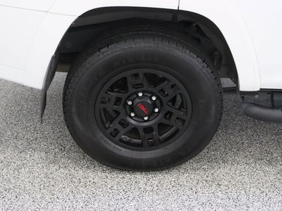 2023 Toyota 4Runner 4WD - Photo 6