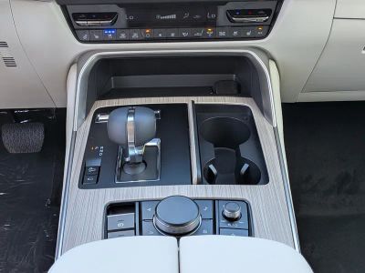 2026 Mazda CX-90 — photo 21 view