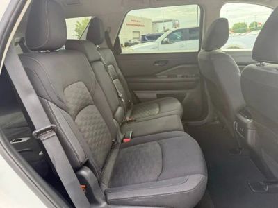 2023 Nissan Pathfinder - Photo 16