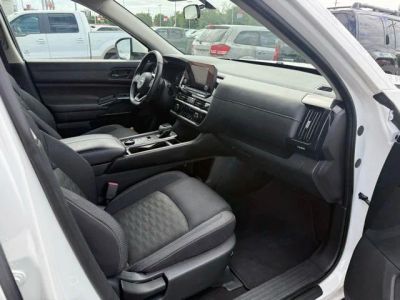 2023 Nissan Pathfinder - Photo 9