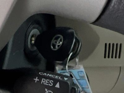2011 Toyota Corolla — photo 18 view