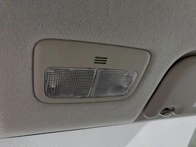 2011 Toyota Corolla — photo 16 view