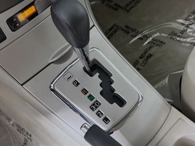 2011 Toyota Corolla — photo 19 view