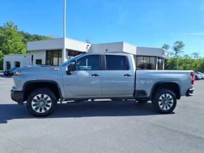 2025 Chevrolet Silverado 2500HD — side profile view
