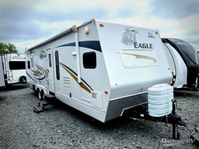 2008 Jayco Eagle — front three-quarter view