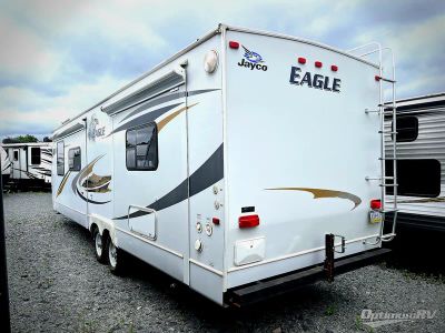 2008 Jayco Eagle — rear three-quarter view