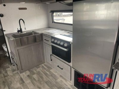 2023 Dutchmen RV Kodiak Ultra-Lite - Photo 14
