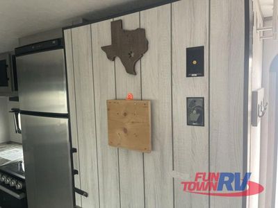 2023 Dutchmen RV Kodiak Ultra-Lite - Photo 25